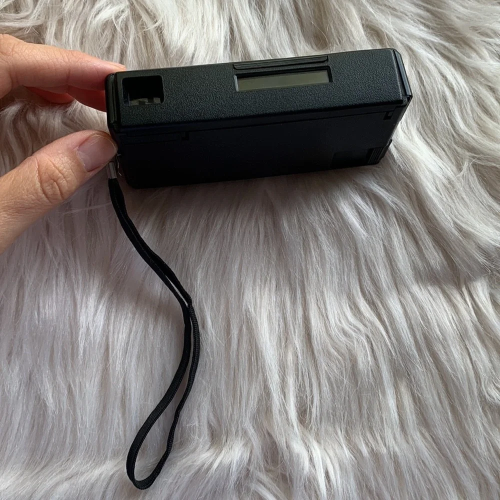 Vintage Camera Flip-Flash 110